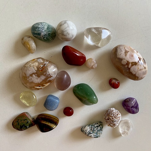 Assorted Crystal Rocks Bundle - Picture 3 of 6
